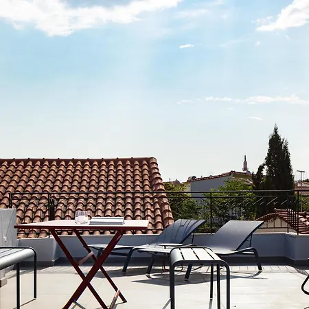 Selene アパート レティムノ